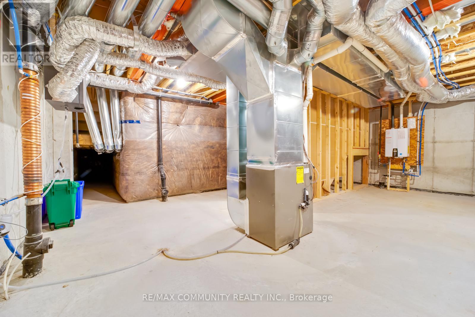 16 Alan Williams Trail, Uxbridge, Ontario  L9P 0R5 - Photo 44 - N12714442