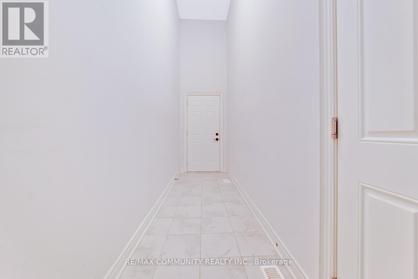 16 Alan Williams Trail, Uxbridge, Ontario  L9P 0R5 - Photo 5 - N12714442