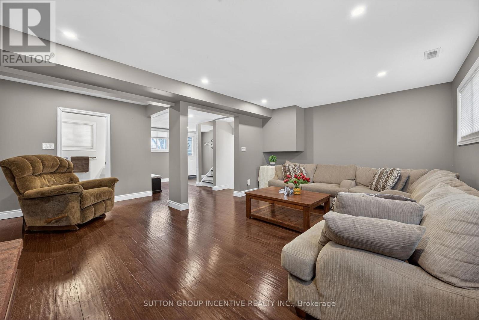 28 Springhome Road, Barrie (Allandale Heights), Ontario  L4N 2W7 - Photo 25 - S12714314