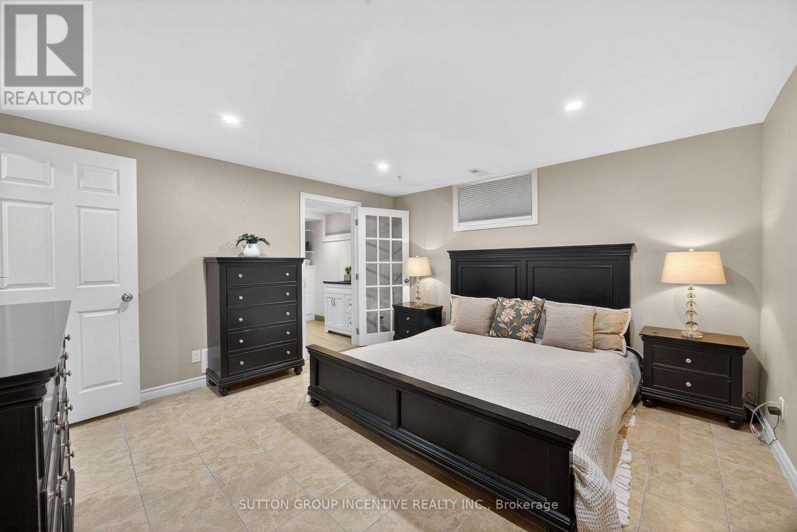 28 Springhome Road, Barrie (Allandale Heights), Ontario  L4N 2W7 - Photo 28 - S12714314