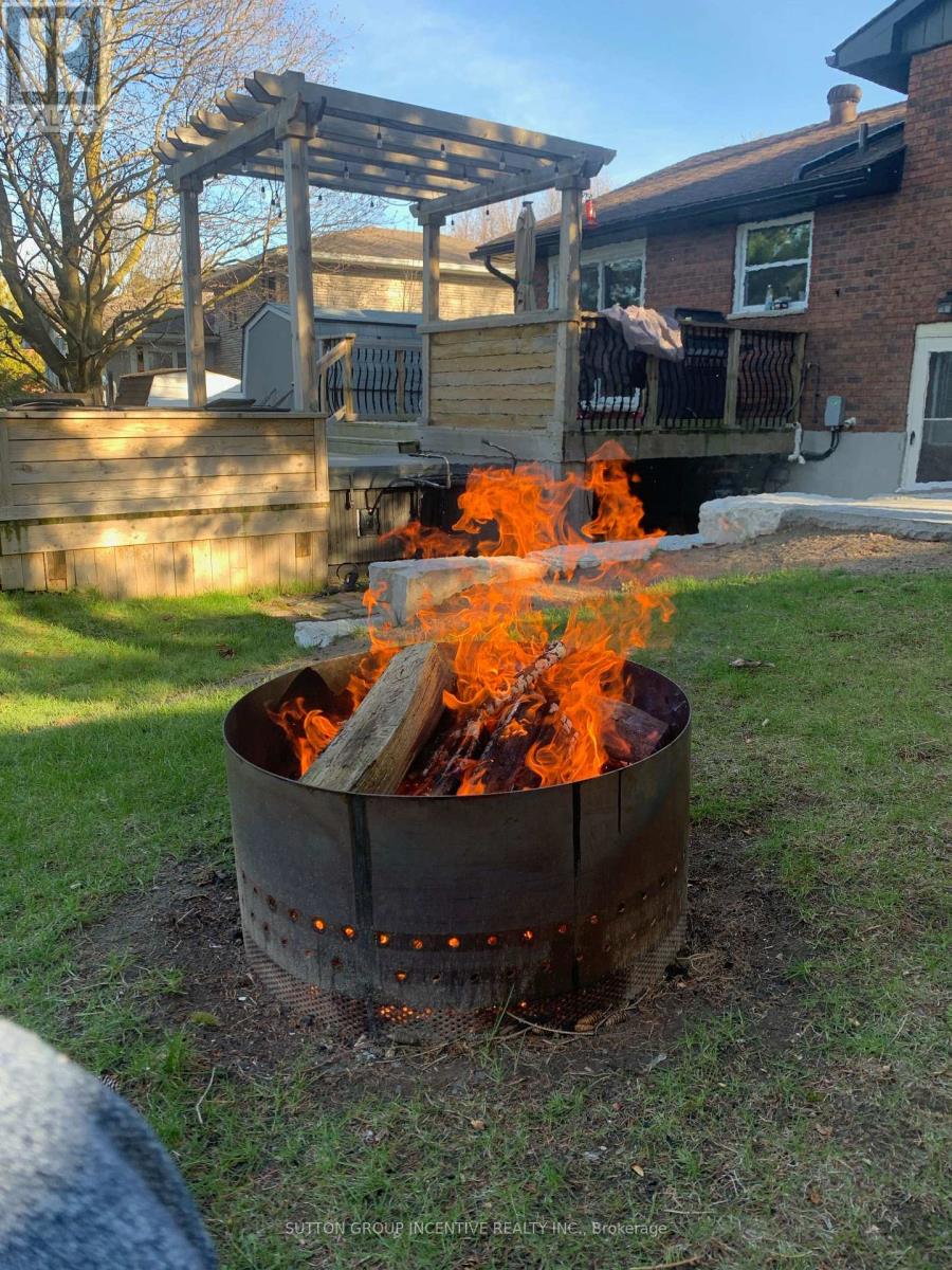 28 Springhome Road, Barrie (Allandale Heights), Ontario  L4N 2W7 - Photo 33 - S12714314