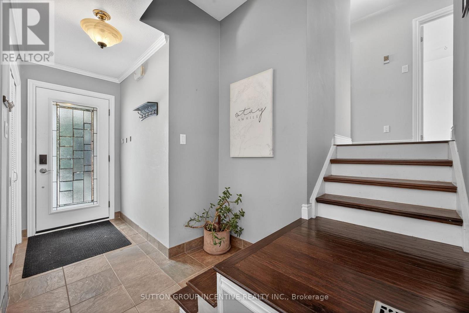 28 Springhome Road, Barrie (Allandale Heights), Ontario  L4N 2W7 - Photo 5 - S12714314