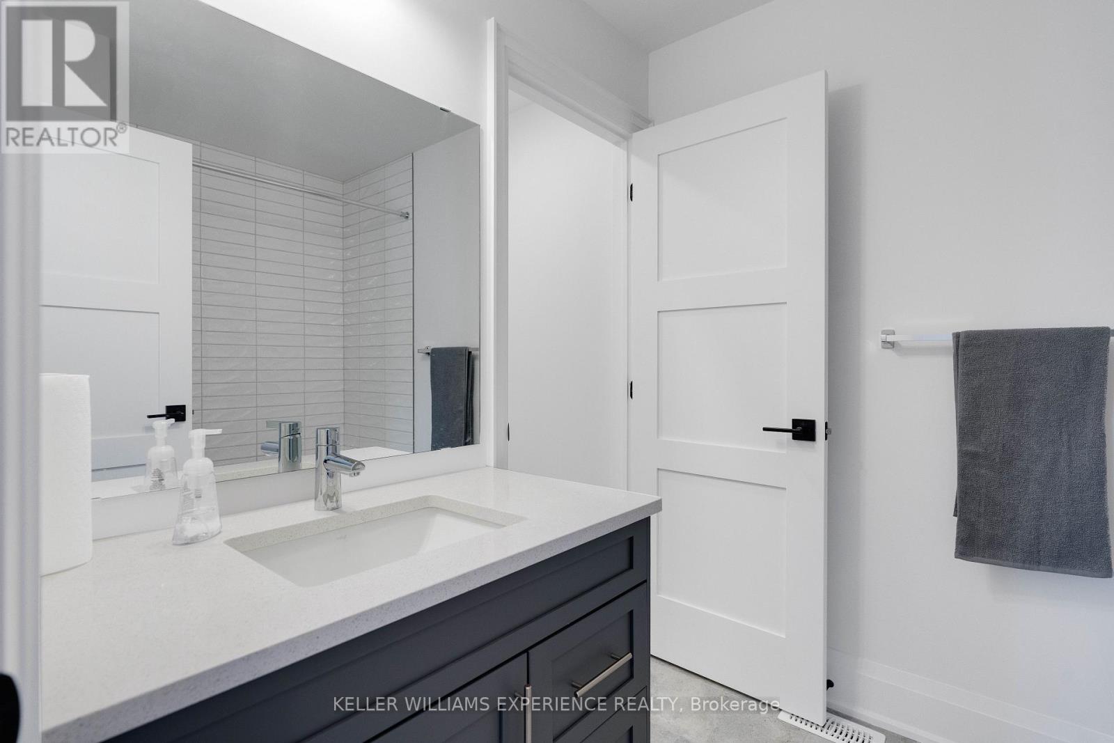 84 Sagewood Avenue, Barrie (Painswick South), Ontario  L9J 0K5 - Photo 29 - S12714368