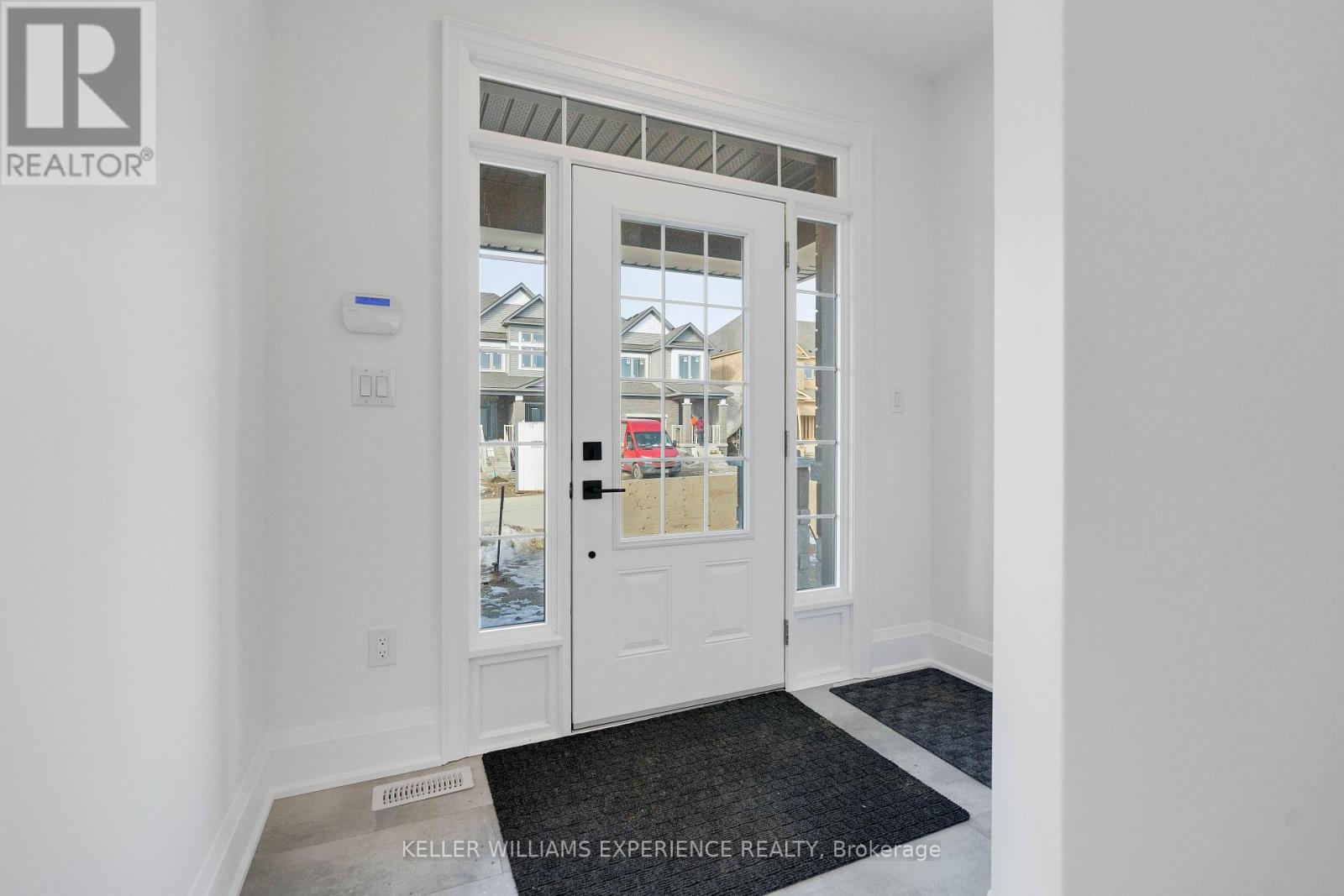 84 Sagewood Avenue, Barrie (Painswick South), Ontario  L9J 0K5 - Photo 4 - S12714368