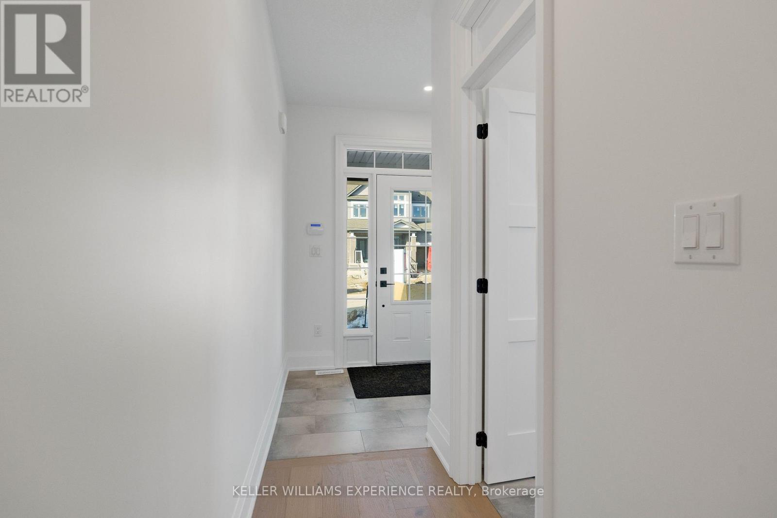 84 Sagewood Avenue, Barrie (Painswick South), Ontario  L9J 0K5 - Photo 6 - S12714368