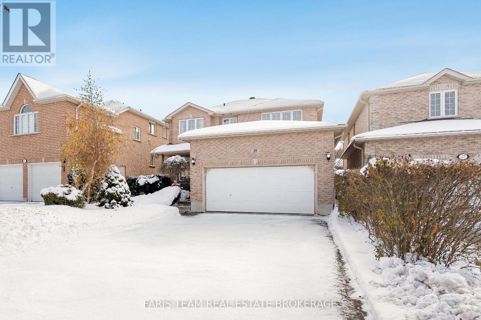 25 Dunnett Drive, Barrie (Ardagh), Ontario  L4N 0J7 - Photo 3 - S12714388