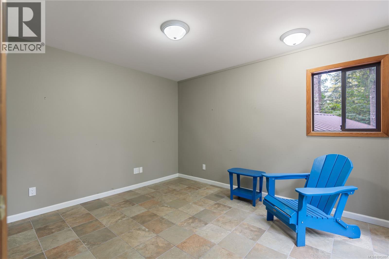 100 Viaduct Ave W, Saanich, British Columbia  V9E 1J3 - Photo 31 - 1015807