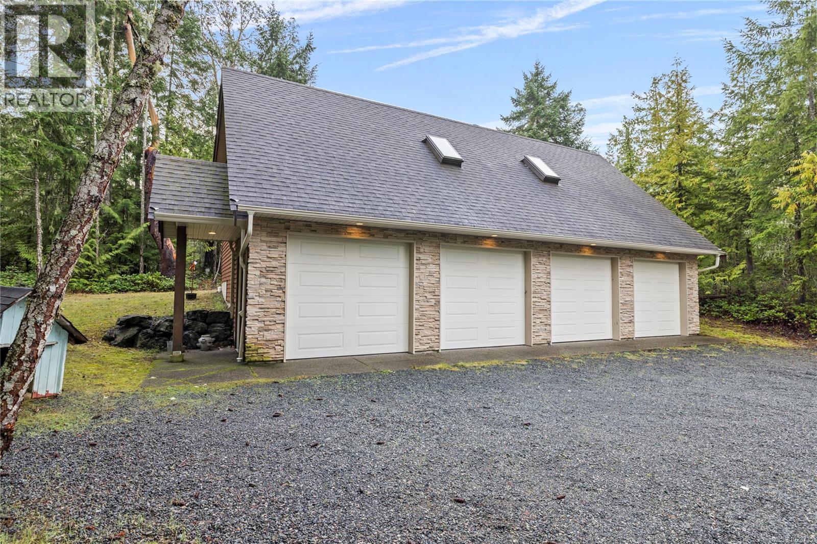 1755 Galvin Pl, Qualicum Beach, British Columbia  V9K 2V3 - Photo 4 - 1023735