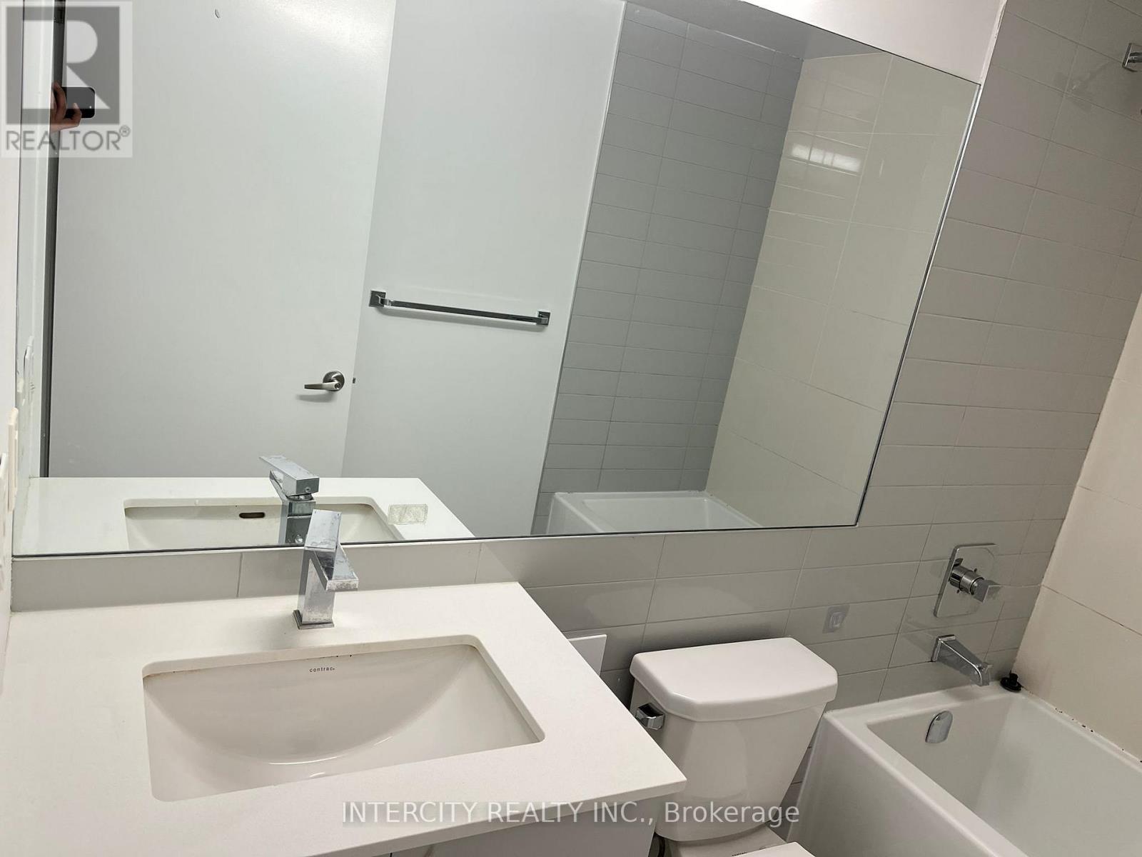 341 - 26 Gibbs Road, Toronto, Ontario  M9B 0E3 - Photo 7 - W12693454
