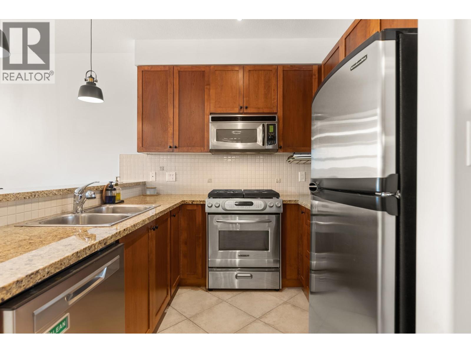 311 4280 Moncton Street, Richmond, British Columbia  V7E 6T4 - Photo 7 - R3081309