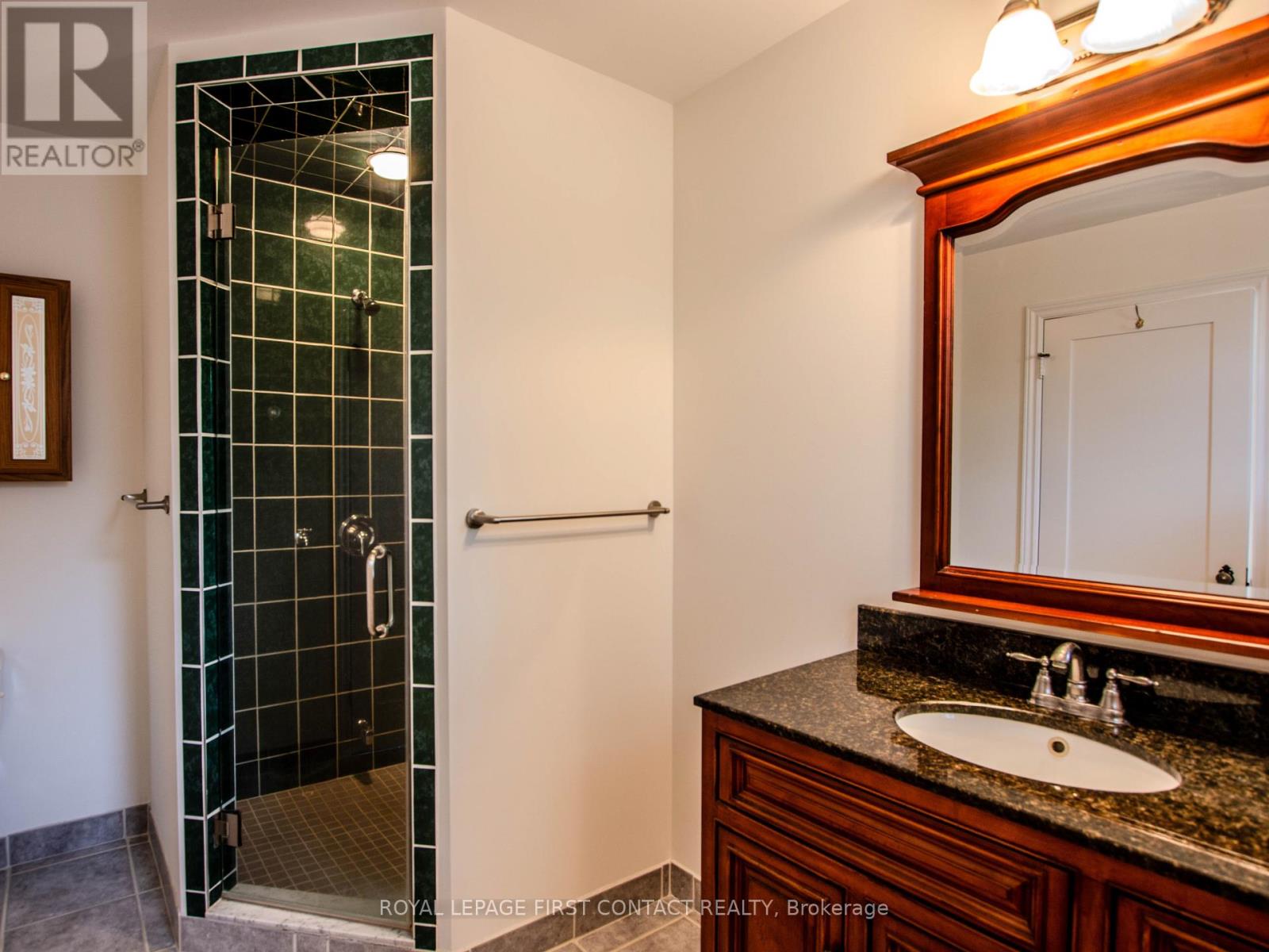 25 Holgate Street, Barrie, Ontario  L4N 2T6 - Photo 33 - S12486413