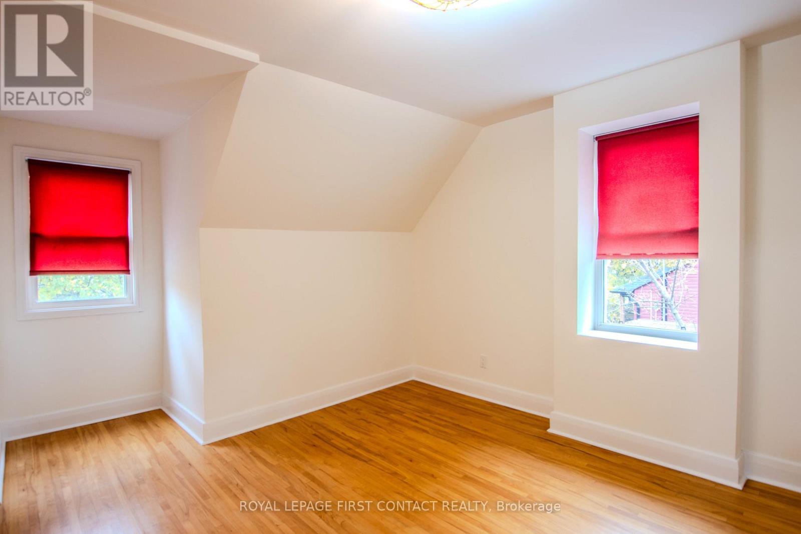 25 Holgate Street, Barrie, Ontario  L4N 2T6 - Photo 34 - S12486413