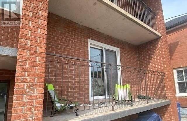 4 - 10 Main Street S, Halton Hills (Georgetown), Ontario  L7G 3G5 - Photo 2 - W12678070