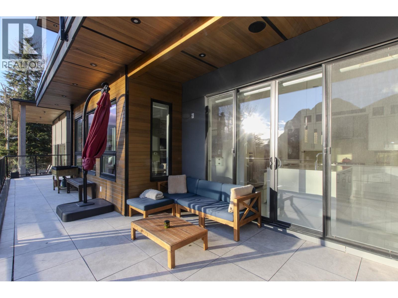 2237 Windsail Place, Squamish, British Columbia  V8B 0T6 - Photo 18 - R3080598