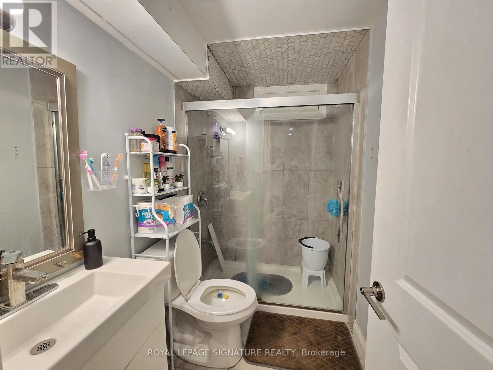 Basement - 20 Mercedes Road, Brampton, Ontario  L7A 0Z2 - Photo 2 - W12714292