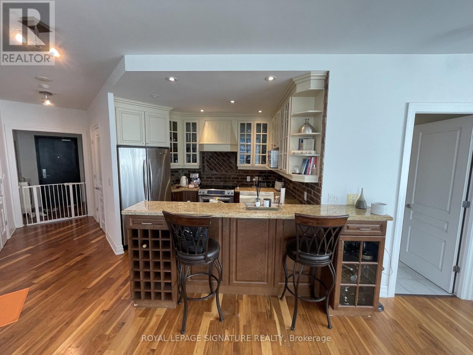 2006 - 90 Absolute Avenue, Mississauga, Ontario  L4Z 0A3 - Photo 2 - W12714304