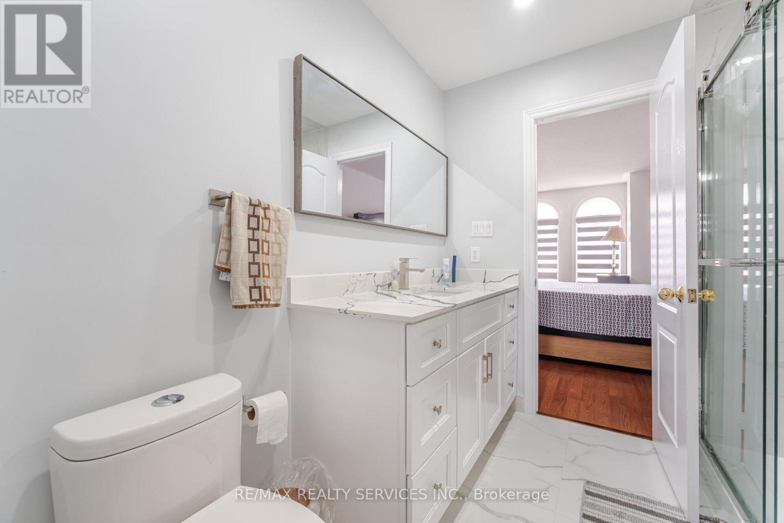 4 Runnymede Crescent, Brampton, Ontario  L6R 0L3 - Photo 31 - W12714416