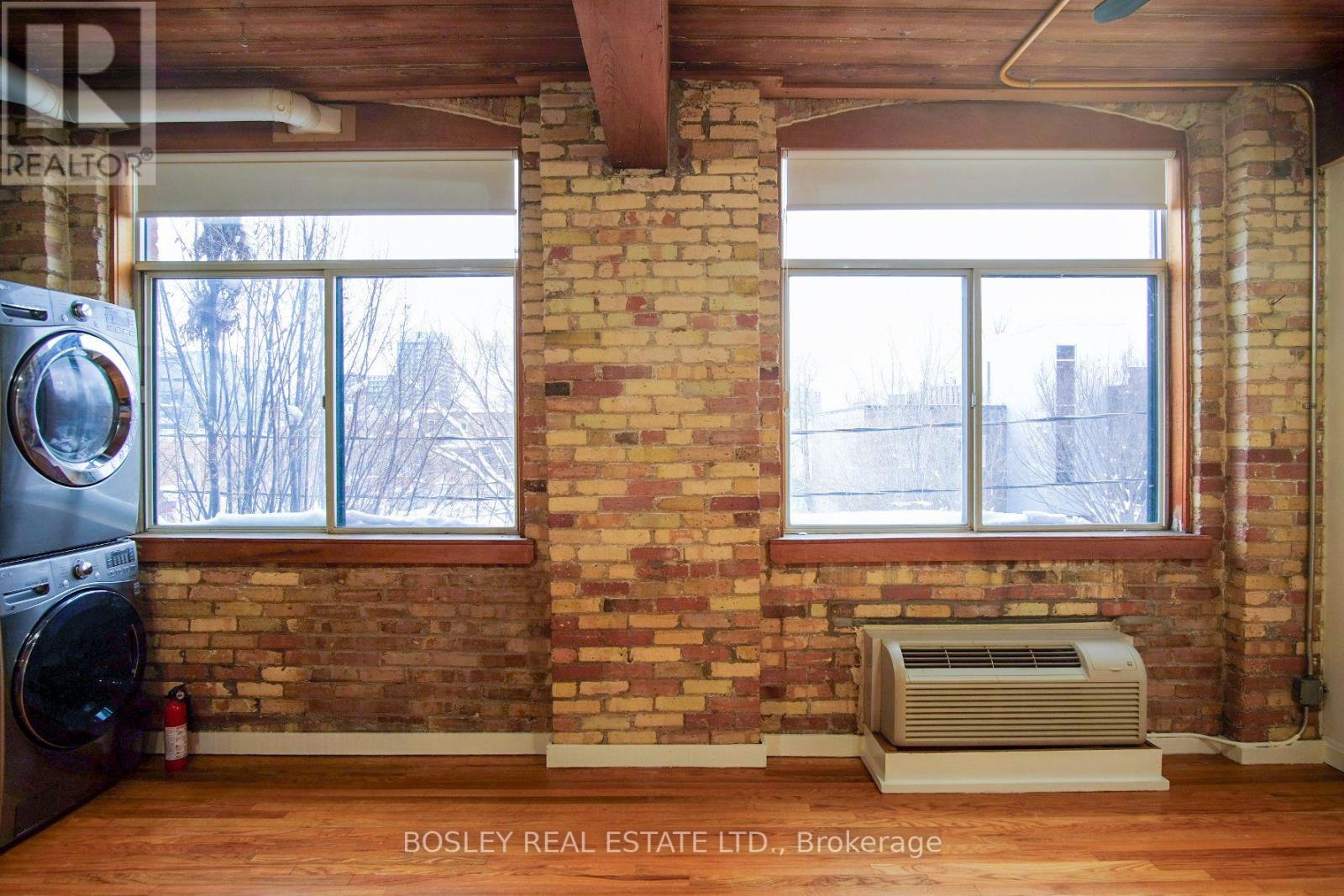 211 - 24 Noble Street, Toronto, Ontario  M6K 2C8 - Photo 6 - W12714486