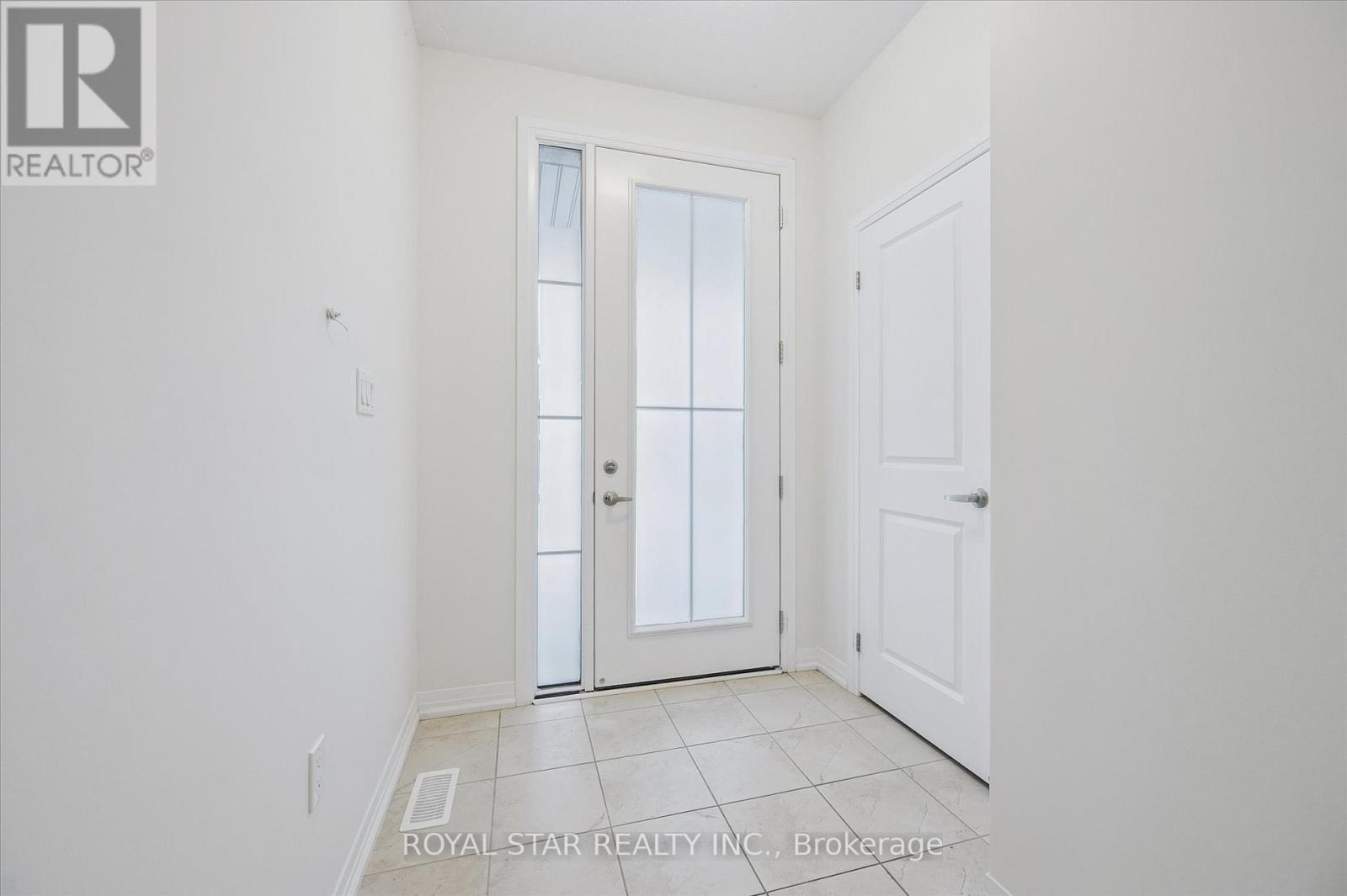 43 Blacklock Street, Cambridge, Ontario  N1S 0E2 - Photo 5 - X12714308