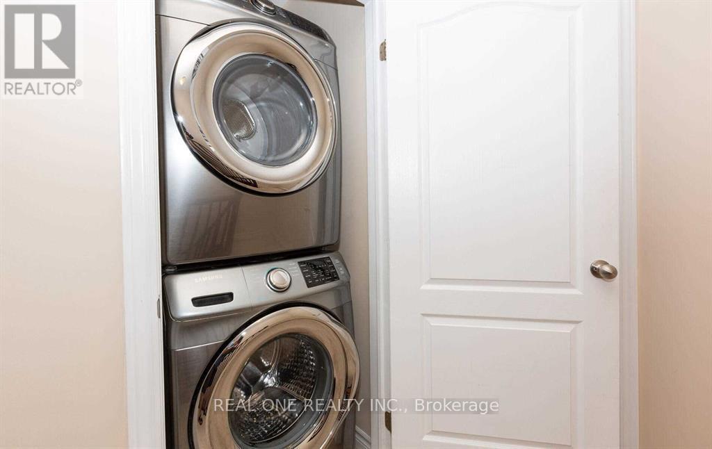 16 Dorchester Terrace, Hamilton, Ontario  L8J 0G4 - Photo 13 - X12714412