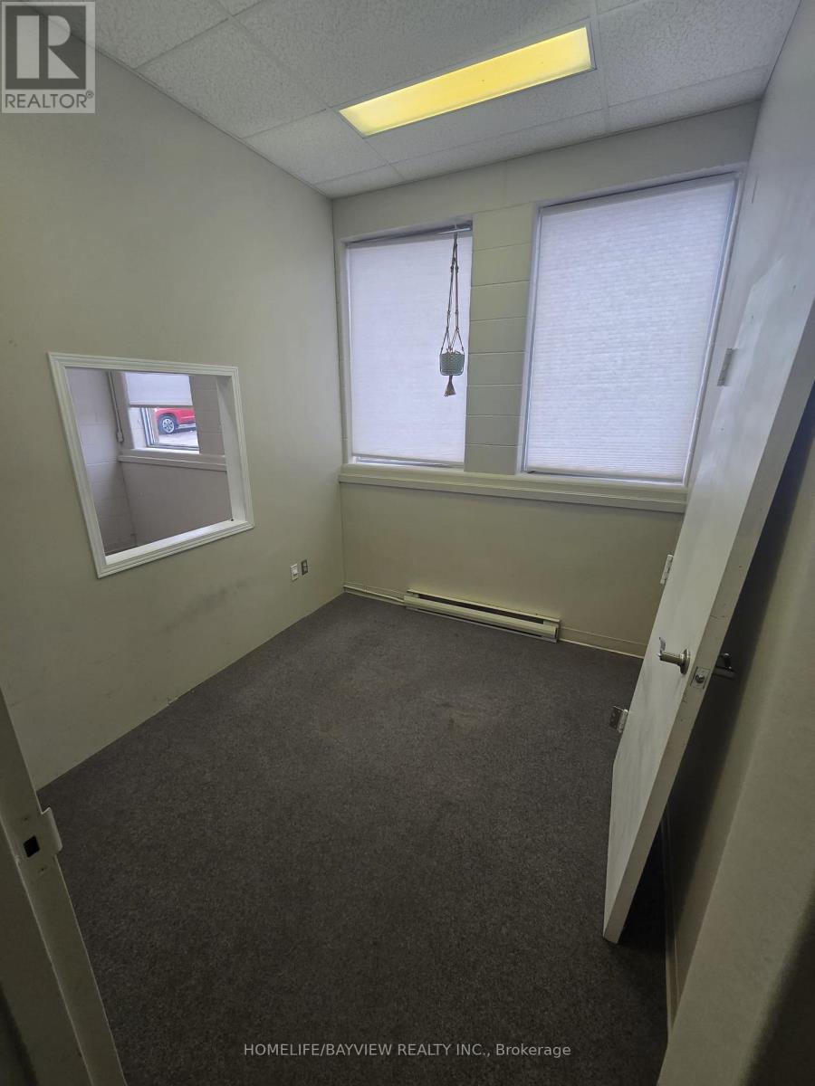 C15 - 140 Welland Avenue, St. Catharines, Ontario  L2R 2N6 - Photo 11 - X12714422