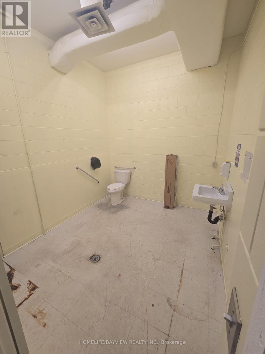 C15 - 140 Welland Avenue, St. Catharines, Ontario  L2R 2N6 - Photo 21 - X12714422