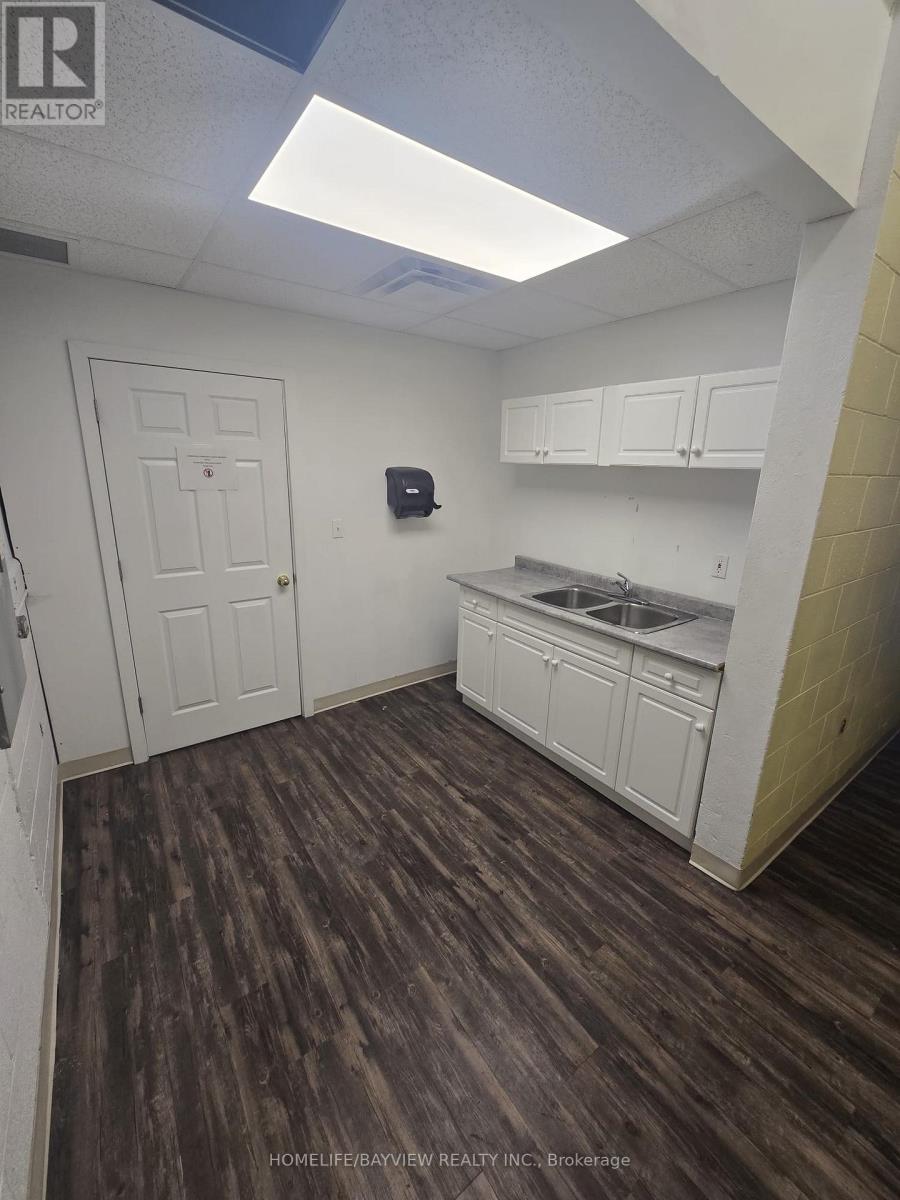 C15 - 140 Welland Avenue, St. Catharines, Ontario  L2R 2N6 - Photo 7 - X12714422