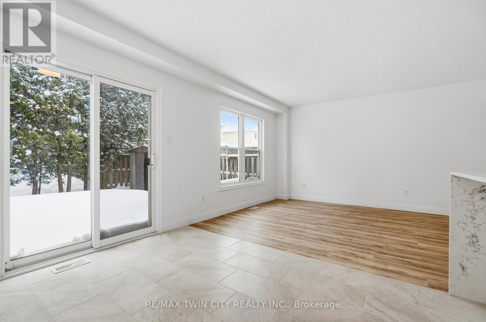 50 Dahlia Street, Kitchener, Ontario  N2E 4B1 - Photo 14 - X12714482