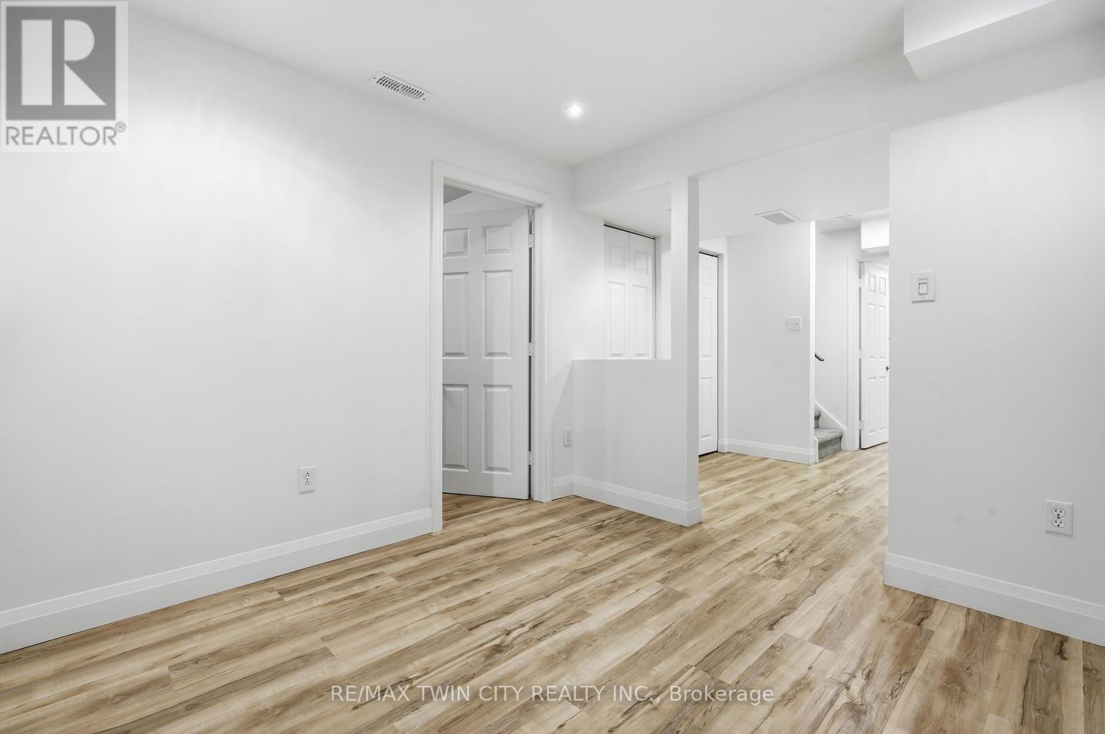 50 Dahlia Street, Kitchener, Ontario  N2E 4B1 - Photo 29 - X12714482