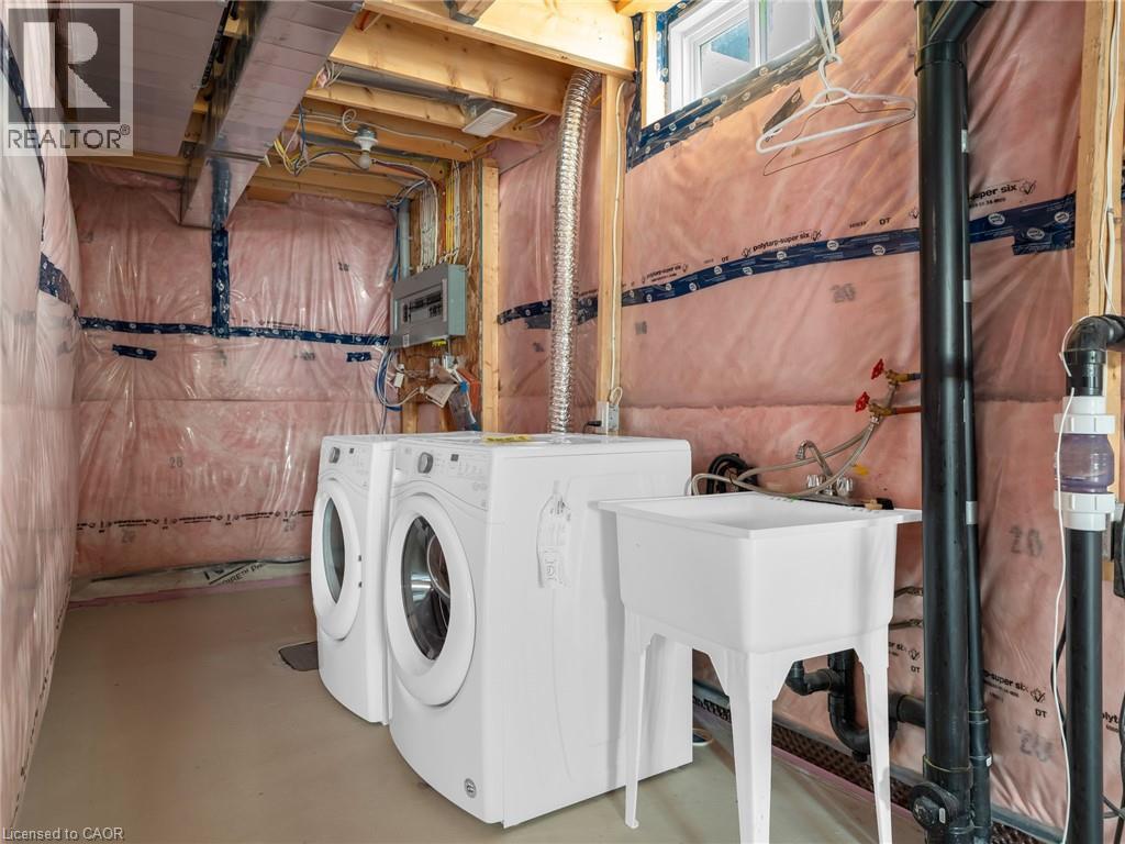 9573 Tallgrass Avenue, Niagara Falls, Ontario  L2G 0Y3 - Photo 13 - 40798485