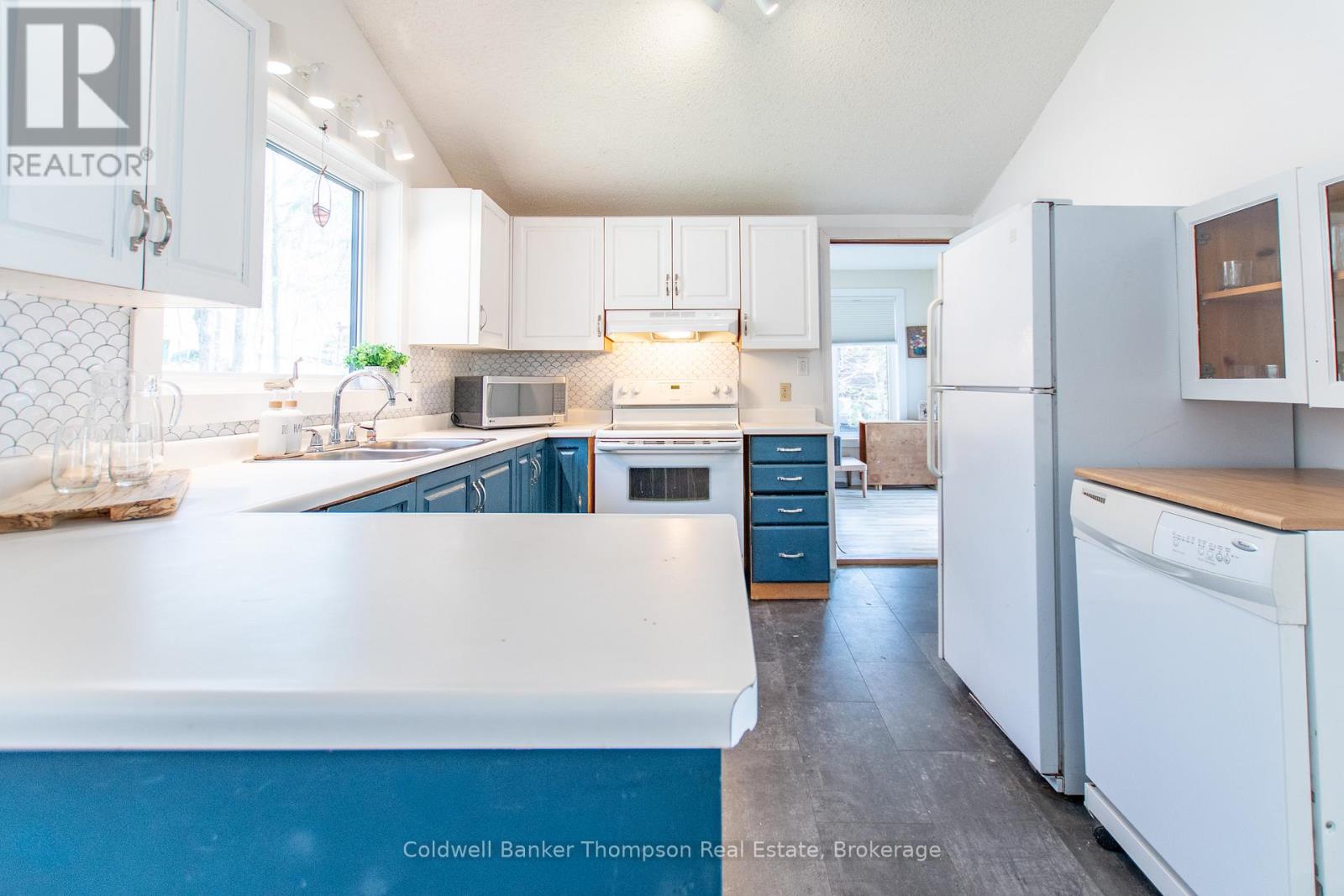 810 East Waseosa Lake Road, Huntsville, Ontario  P1H 2J4 - Photo 11 - X12714544