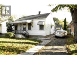 1922 CENTRAL, Windsor, Ontario