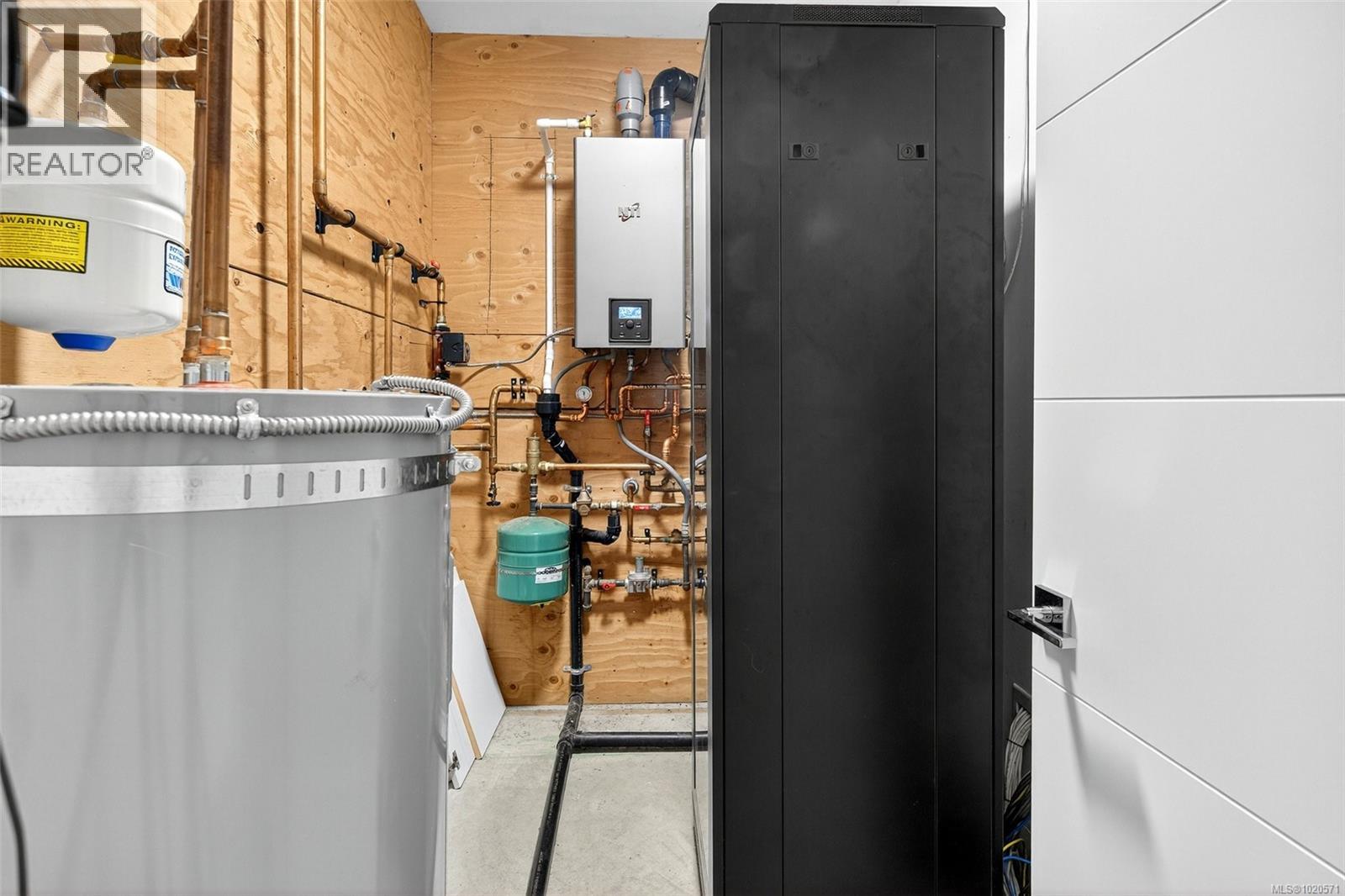 1857 Mcmicken Rd, North Saanich, British Columbia  V8L 5S5 - Photo 44 - 1020571