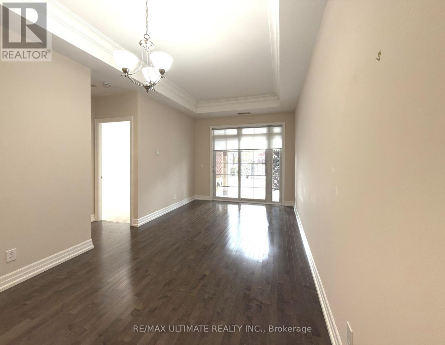 116 - 21 Burkebrook Place, Toronto, Ontario  M4G 0A2 - Photo 3 - C12713134