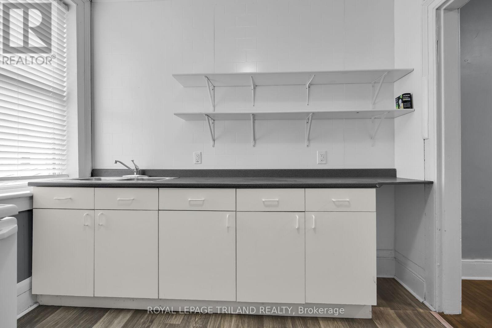 2 - 122 Centre Street, St. Thomas, Ontario  N5R 2Z9 - Photo 10 - X12714590