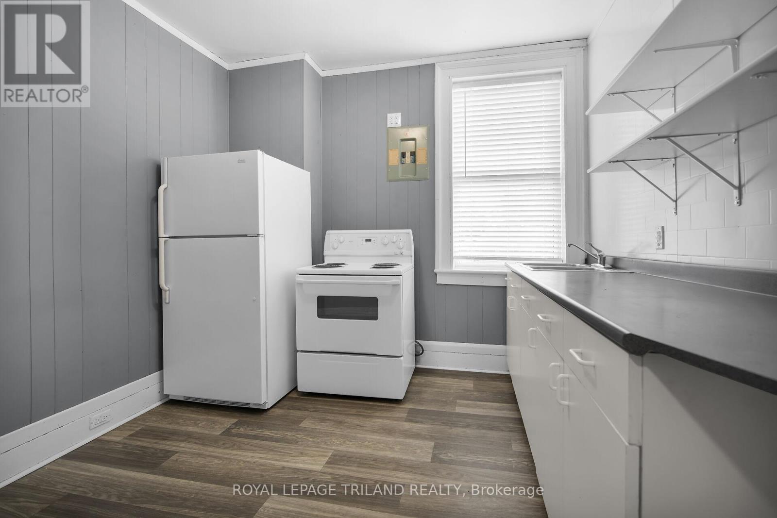 2 - 122 Centre Street, St. Thomas, Ontario  N5R 2Z9 - Photo 8 - X12714590