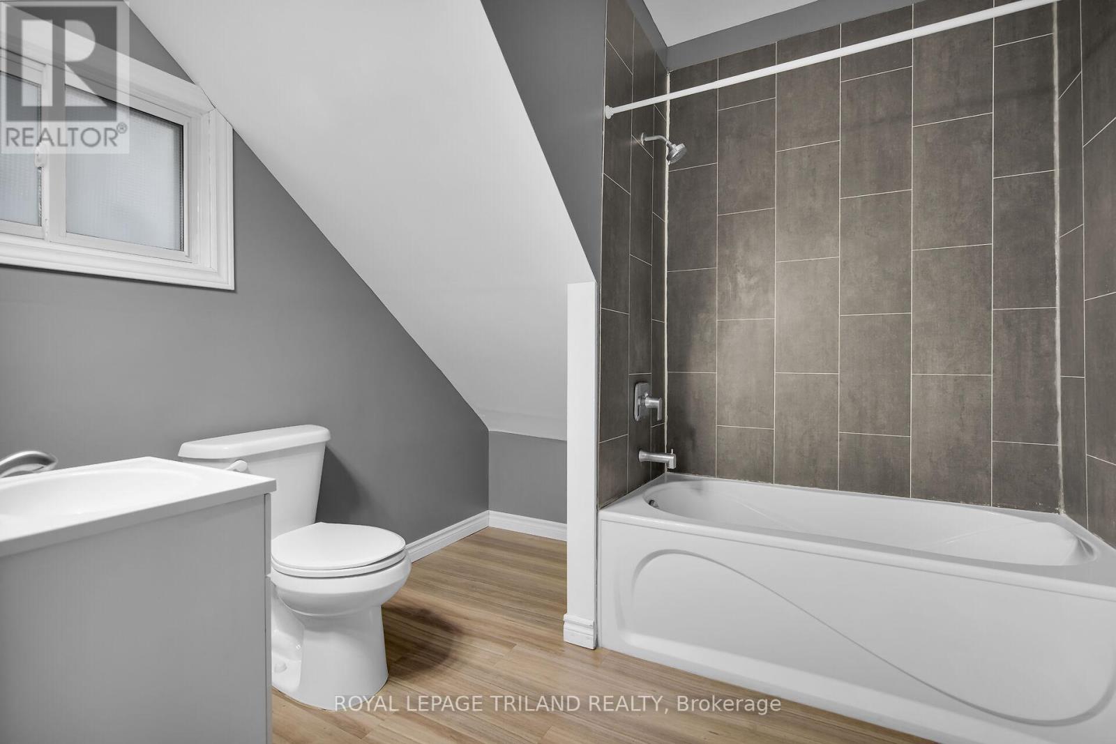 1 - 122 Centre Street, St. Thomas, Ontario  N5R 2Z9 - Photo 14 - X12714592