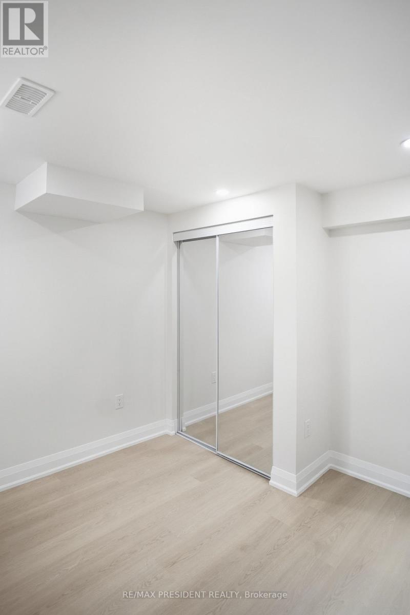 8 Northgate Boulevard, Brampton, Ontario  L6S 4A6 - Photo 27 - W12707132