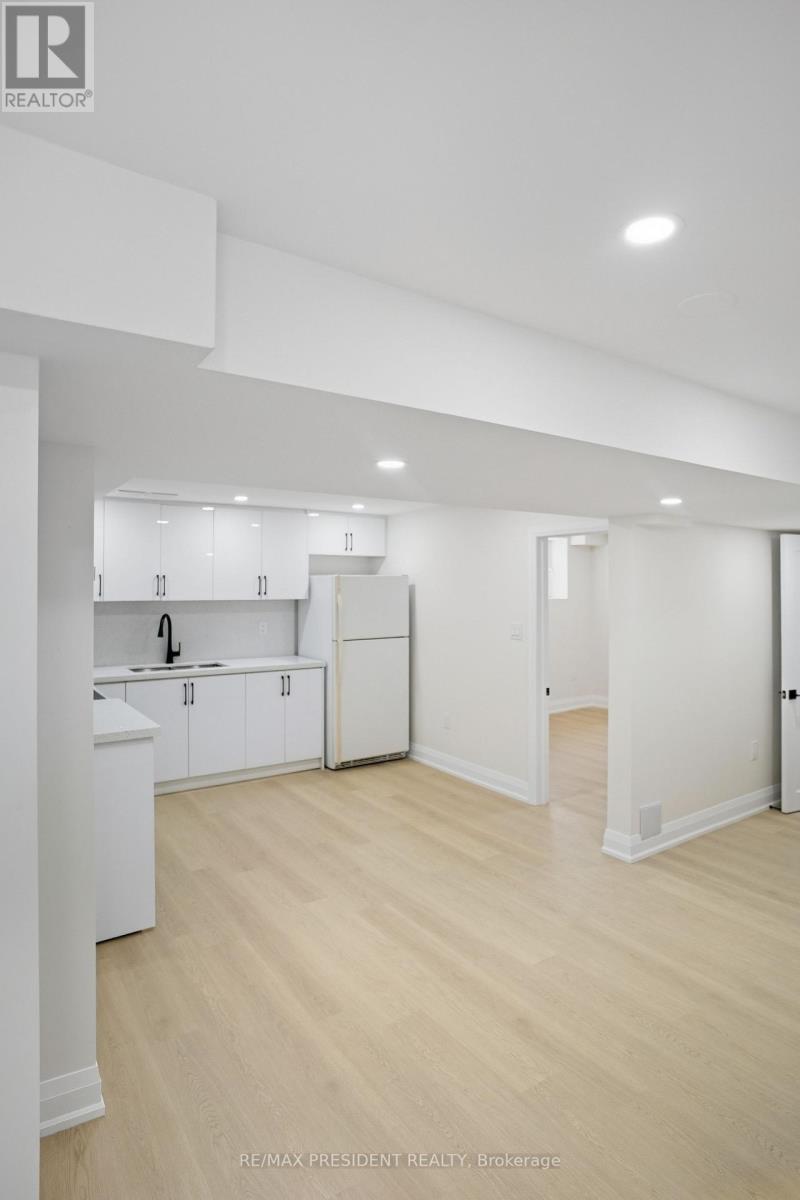 8 Northgate Boulevard, Brampton, Ontario  L6S 4A6 - Photo 25 - W12707132