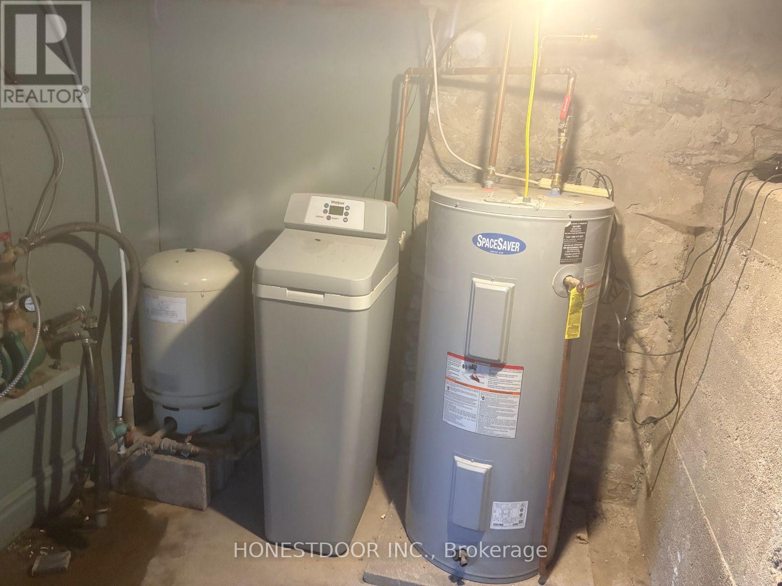 18 John Street, Kawartha Lakes, Ontario  K0M 2B0 - Photo 25 - X12706554