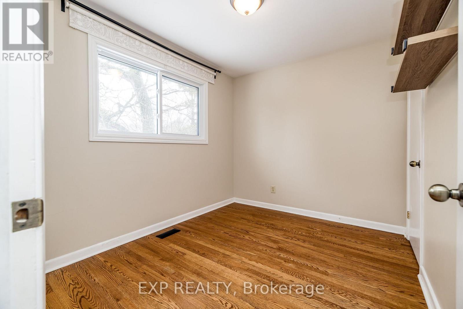 972 Arkell Street, Ottawa, Ontario  K2B 5R3 - Photo 26 - X12714518