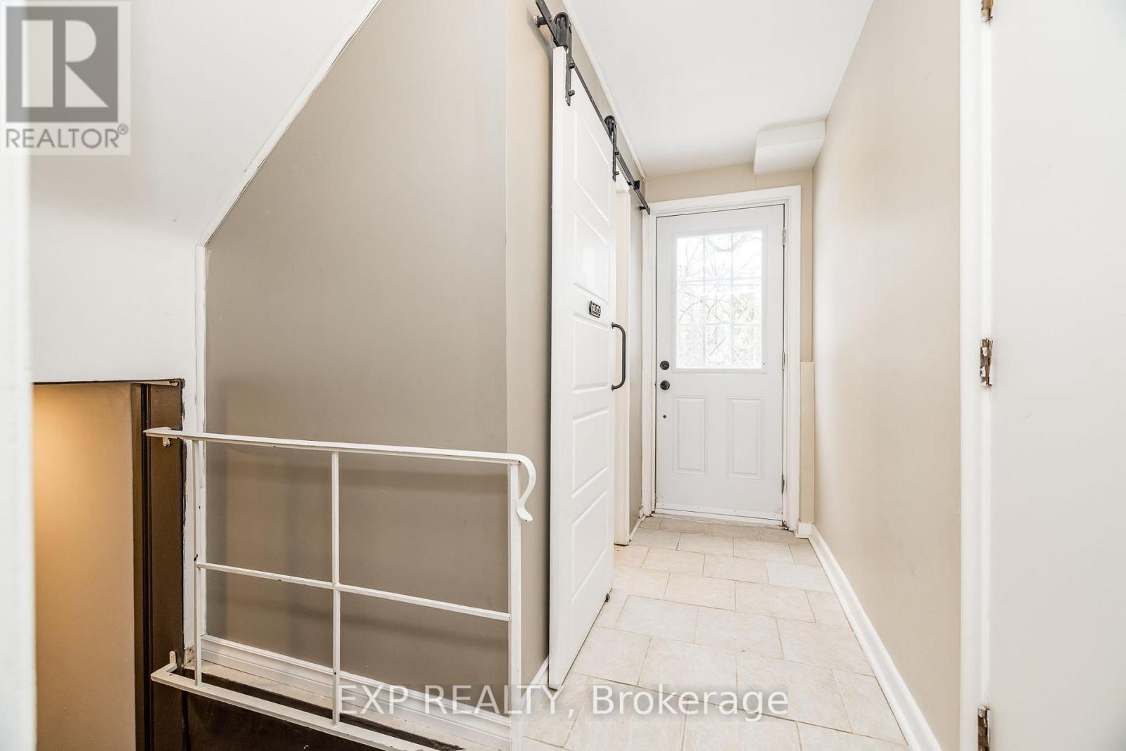 972 Arkell Street, Ottawa, Ontario  K2B 5R3 - Photo 27 - X12714518