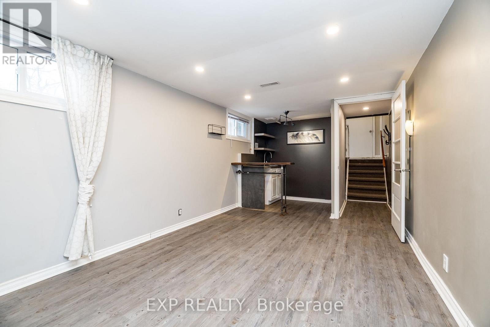 972 Arkell Street, Ottawa, Ontario  K2B 5R3 - Photo 32 - X12714518