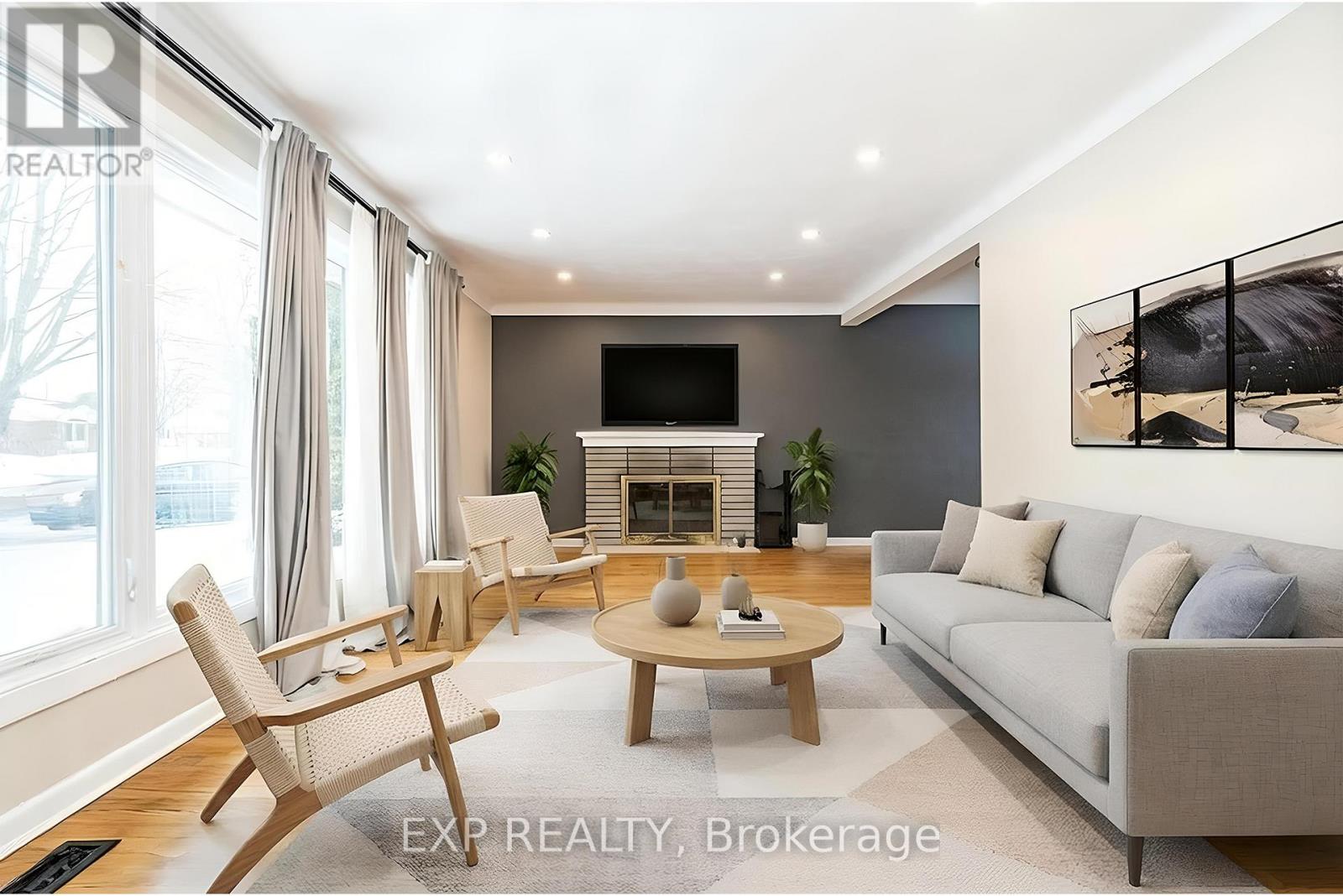 972 Arkell Street, Ottawa, Ontario  K2B 5R3 - Photo 8 - X12714518