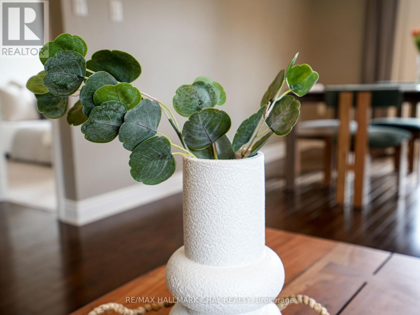 190 Ridge Way, New Tecumseth, Ontario  L9R 0H3 - Photo 19 - N12490228