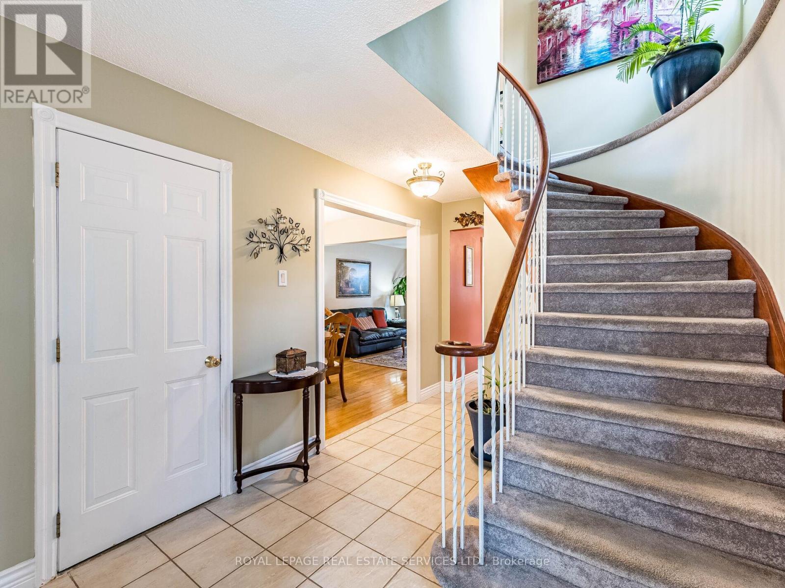 77 Martindale Crescent, Brampton, Ontario  L6X 2T8 - Photo 20 - W12425752