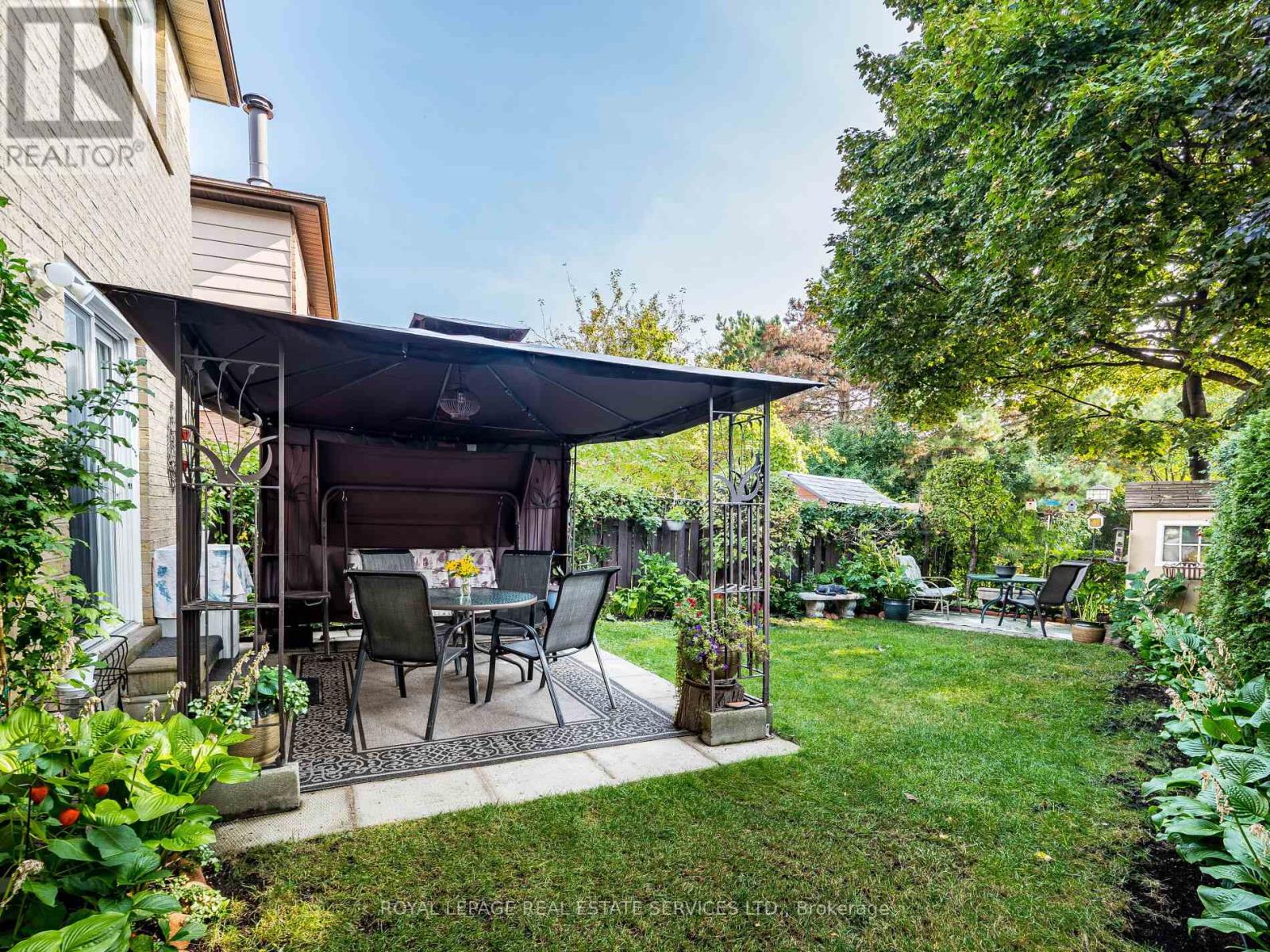 77 Martindale Crescent, Brampton, Ontario  L6X 2T8 - Photo 41 - W12425752