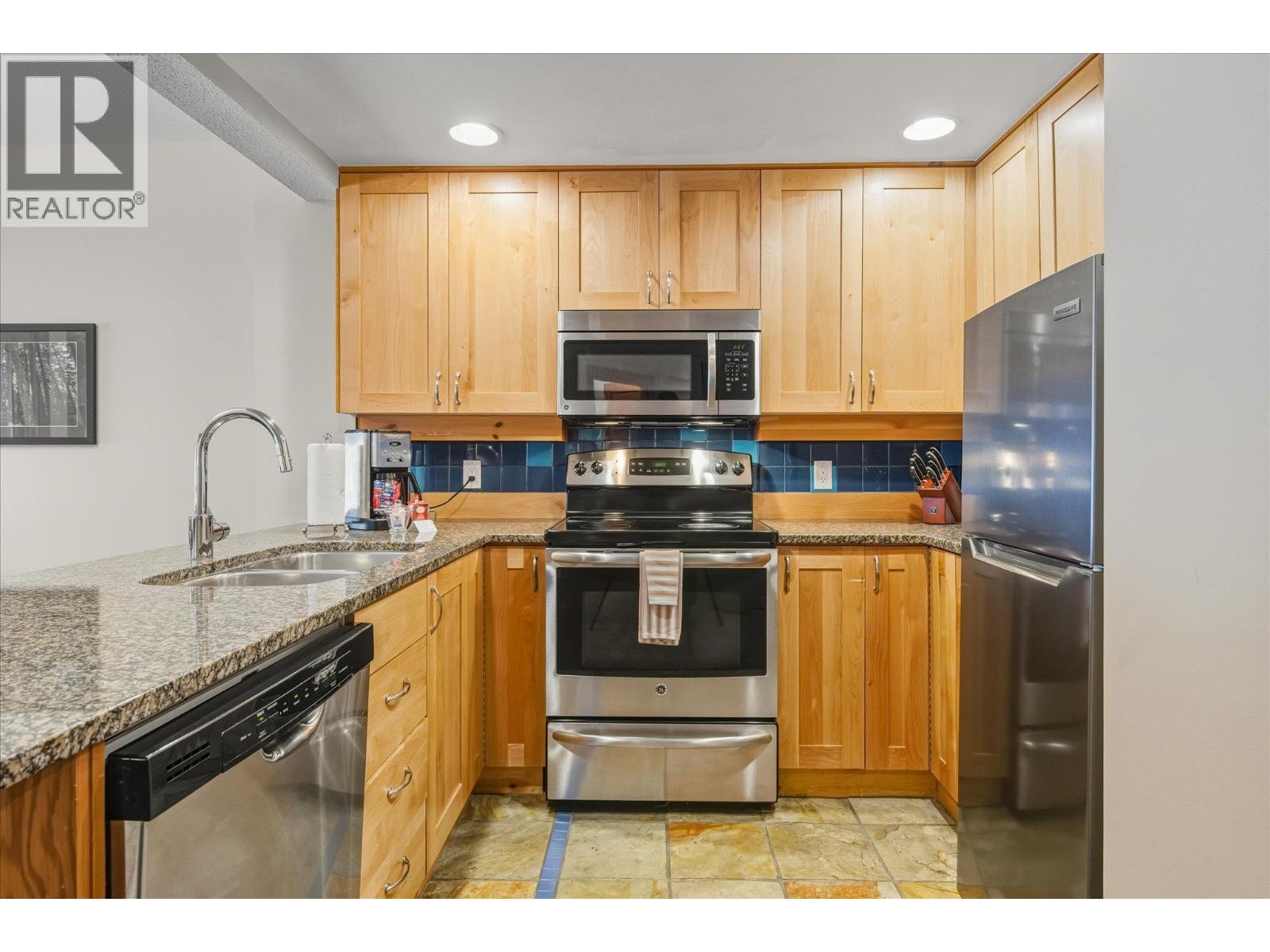 226a 2036 London Lane, Whistler, British Columbia  V8E 0N7 - Photo 12 - R3081391