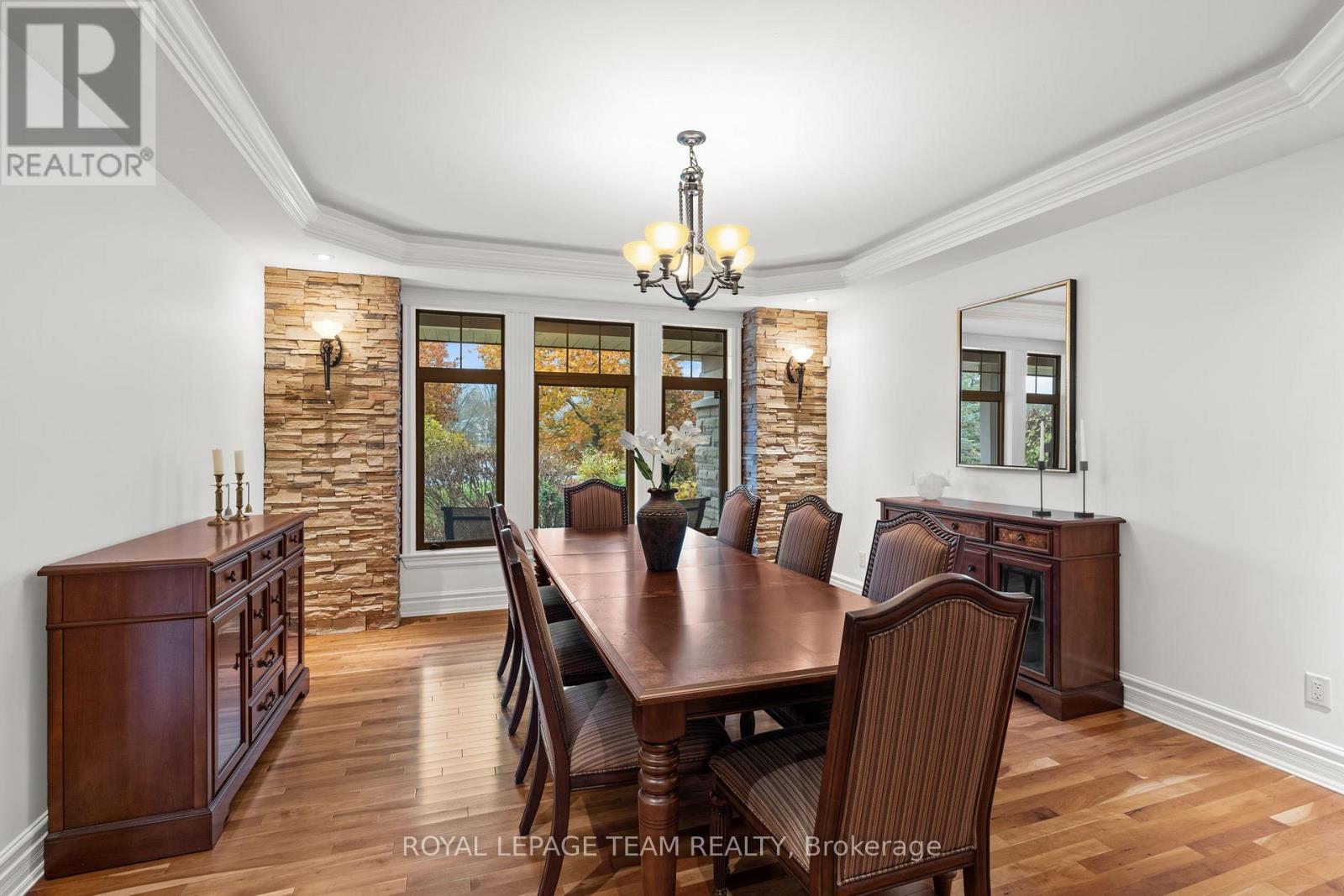 7 Sara Court, Ottawa, Ontario  K2R 1E2 - Photo 16 - X12538726