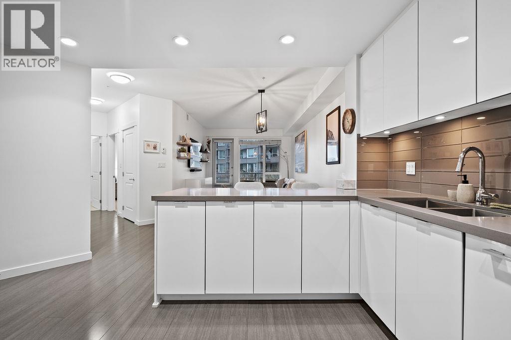 229 255 W 1st Street, North Vancouver, British Columbia  V7M 3G8 - Photo 4 - R3081407